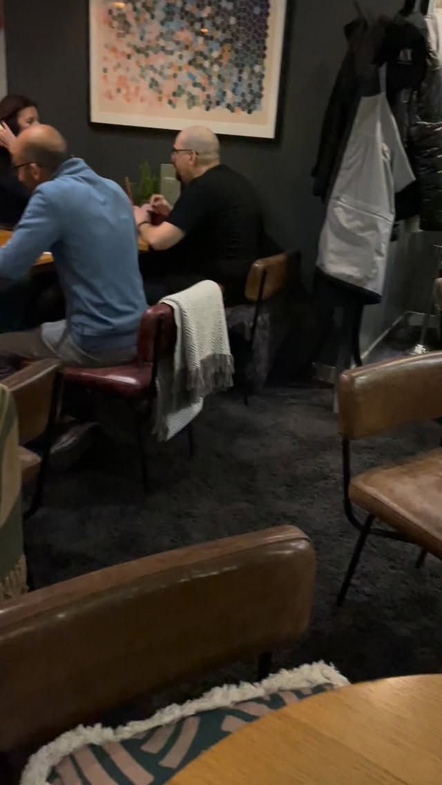 We love our 40–55 Speed Dating nights 💛
Always full of great energy, amazing conversations, and the coolest guests — no wonder the matches keep happening!
#ItsADate #SpeedDatingLondon #DatingEvents #LondonSingles #Over40sDating #Over50sDating #MatureSingles #MeetNewPeople #RealConnections #SingleInLondon #DatingOver40 #DatingOver50 #SinglesEvent #LondonEvents #OfflineDating